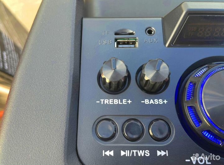 Портативная музыкальная блютуз колонка