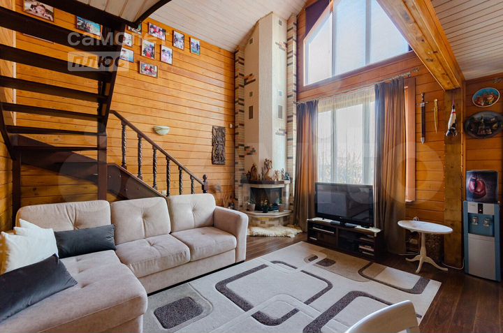 Коттедж 450 м² на участке 18 сот.