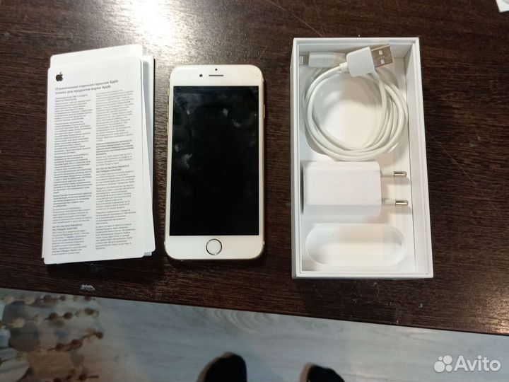 Телефон iPhone 6s