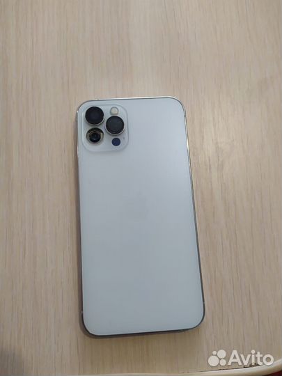 iPhone X, 64 ГБ
