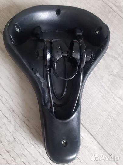 Велосипедное седло комфортное