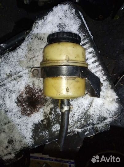 Бачок Гура на Daewoo Nexia