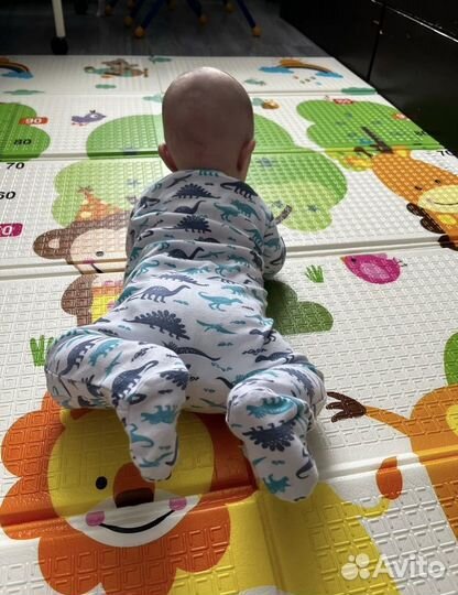 Развивающий коврик новый