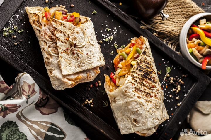 Шаурмист с проживанием