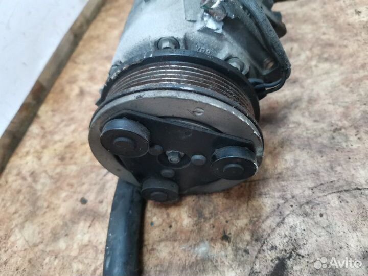 Компрессор кондиционера Ford Kuga 1 SUV 2.0 TD