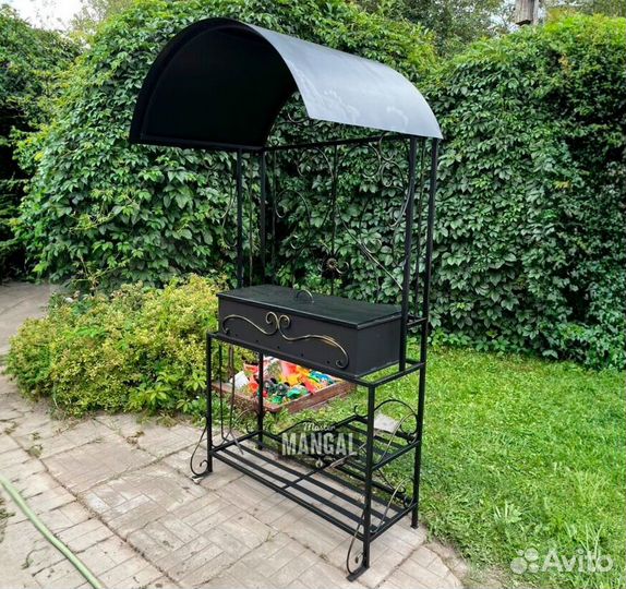 Мангал с крышей 