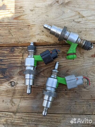 Форсунка тойота toyota авенсис 1az-fse 2azfse