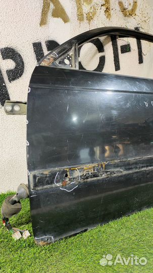 Дверь передняя левая Toyota Avensis (T220) I