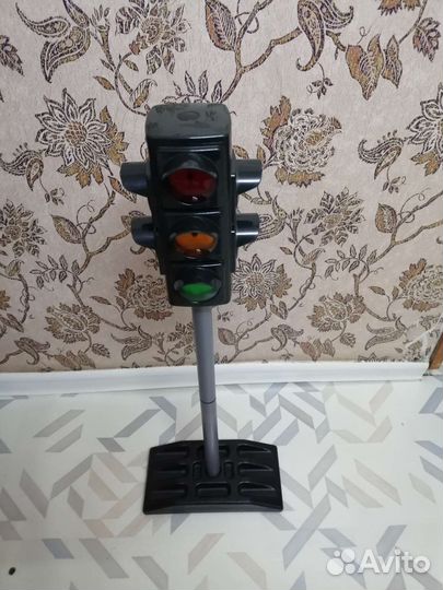 Светофор игрушка