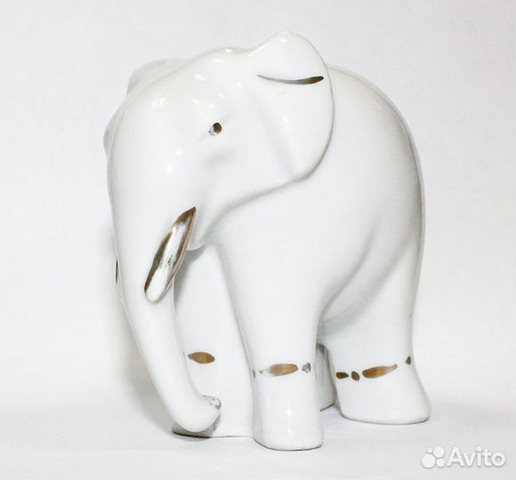 Статуэтка. Слон. Фарфор. лфз