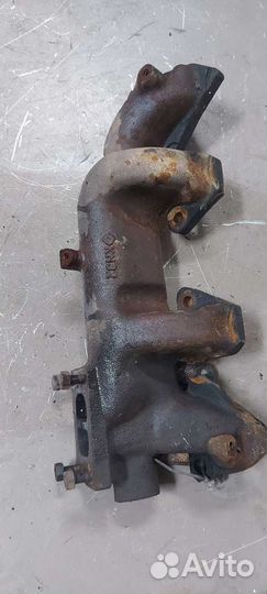 Коллектор выпускной на Nissan Serena c23