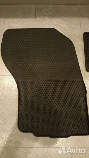 Автомобильные коврики Mitsubishi Outlander I, II