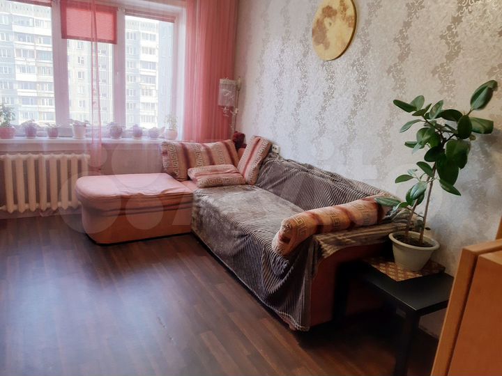 2-к. квартира, 42,7 м², 6/9 эт.