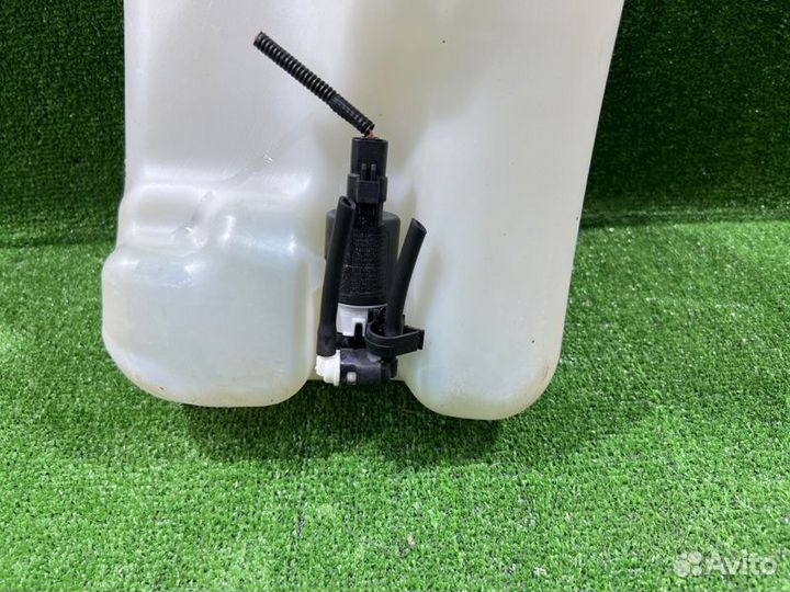 Бачок стеклоомывателя Renault Megane хэтчбек 1