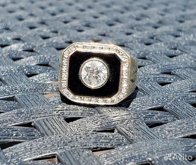 Перстень Печатка золото 585 бриллиант 1 карат