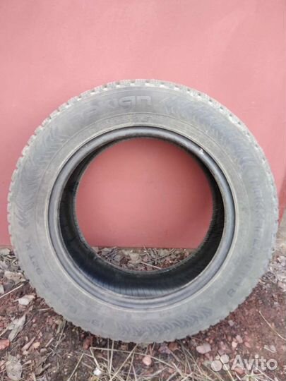 Nokian Tyres Hakkapeliitta 8 195/60 R15