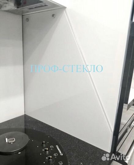 Стеклянные фартуки (скинали, экран)