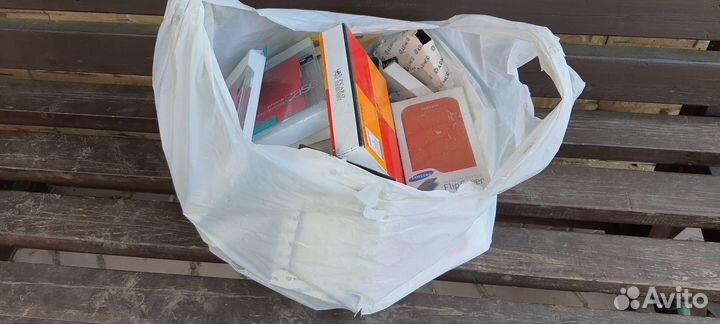 Чехлы на телефон новые разные пакетом