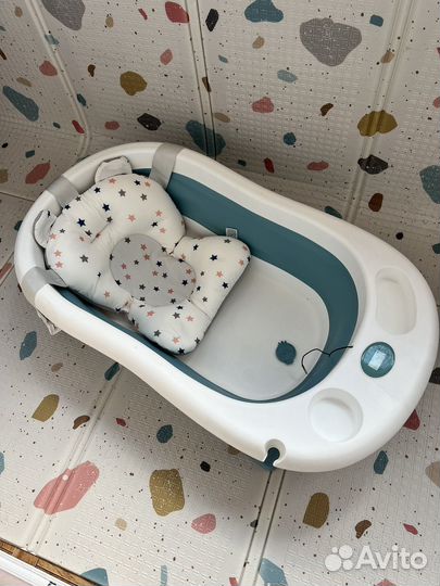 Детская ванночка для купания с горкой