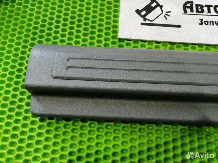 Накладка на порог левая передняя Chevrolet Lacetti