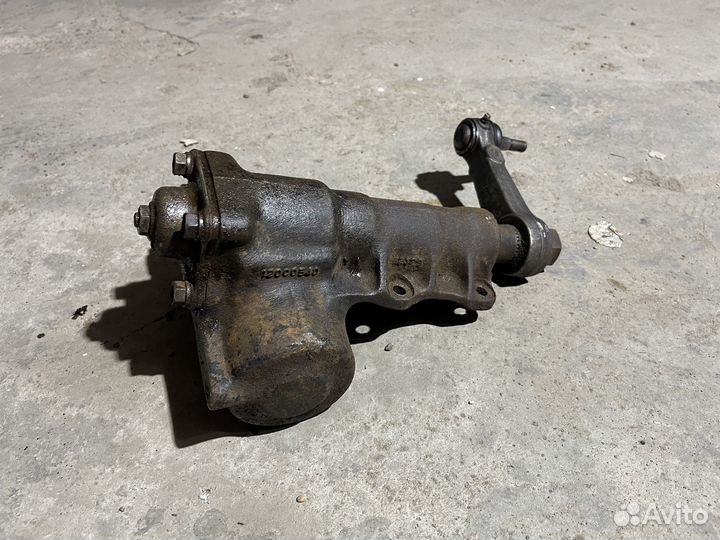 Рулевой редуктор Mitsubishi Pajero 2