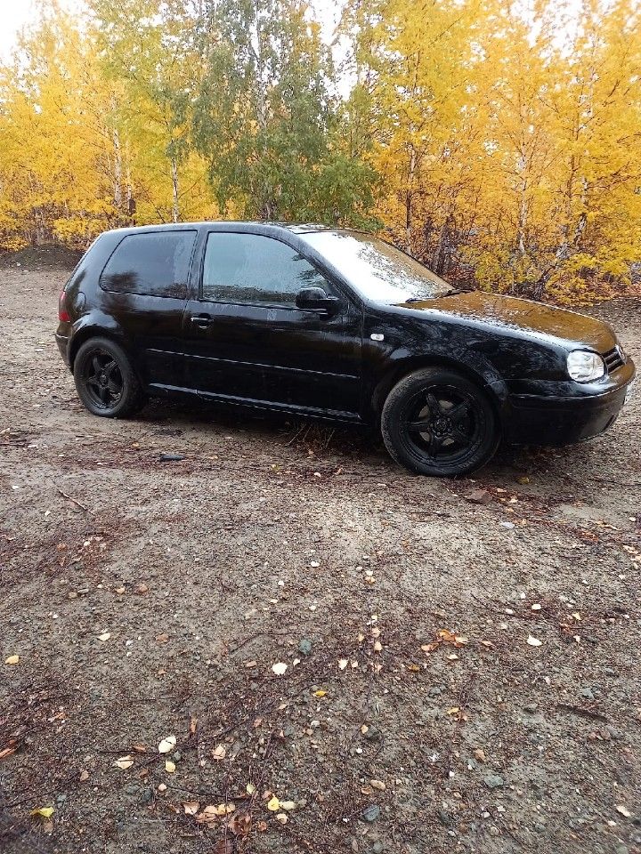Volkswagen Golf: фото владельца