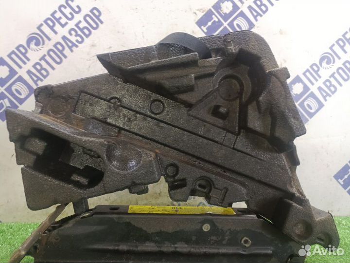 Домкрат Volkswagen Touareg кроссовер 3.2 BMV 2004