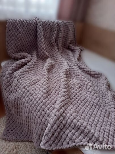 Плед из пряжи Alize Puffy