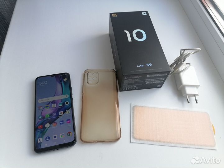 Xiaomi Mi 10 Lite, 6/128 ГБ