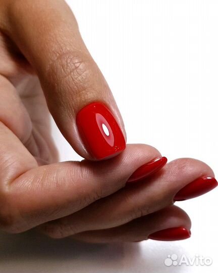 Маникюр, педикюр