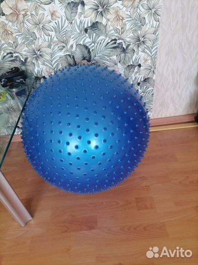 Мяч гимнастический