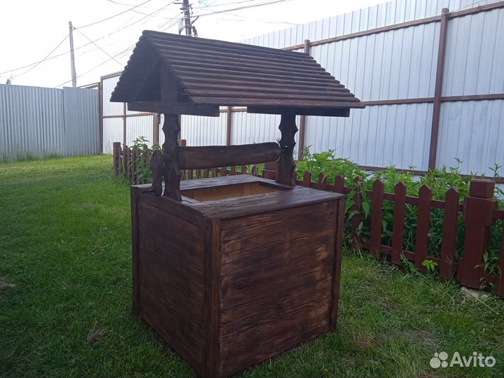 Колодец декоративный