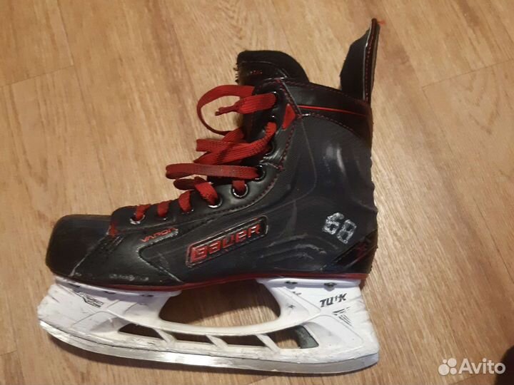 Хоккейные коньки bauer vapor