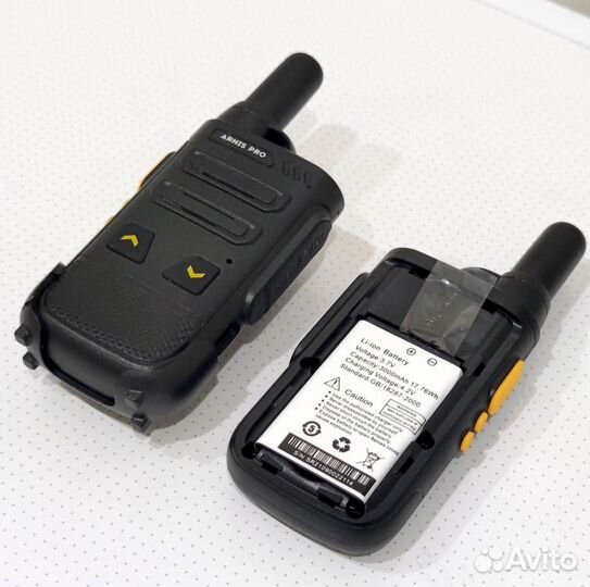 Рация радиостанция с гарнитурой наушником