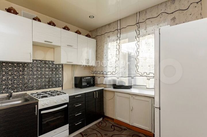 3-к. квартира, 47 м², 5/5 эт.