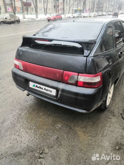 ВАЗ 2112 1.5 МТ, 2004, 200 000 км