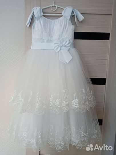 Платье очень пышное