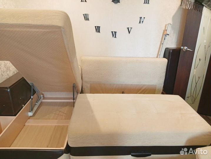 Большой угловой диван бу