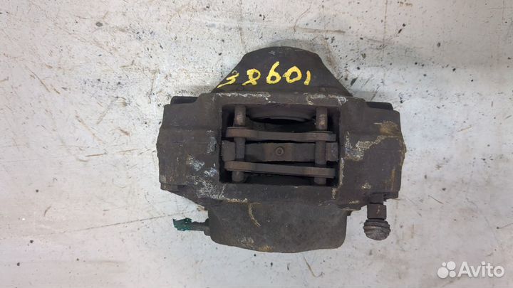 Суппорт Saab 900, 1997