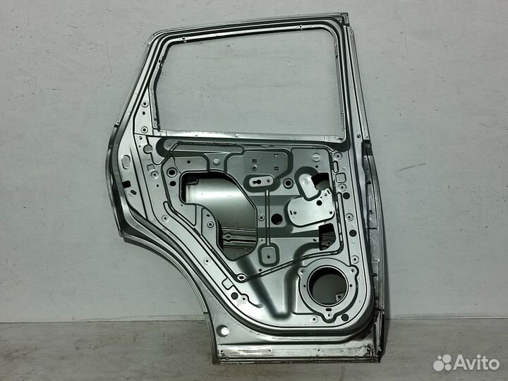 Дверь задняя левая Nissan Qashqai J10