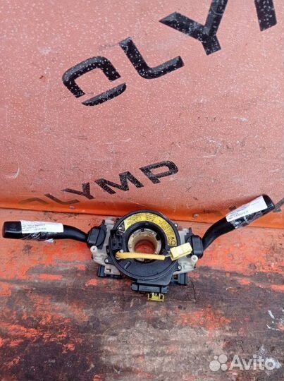 Гитара света правая Toyota Harrier MCU15 1MZ-FE