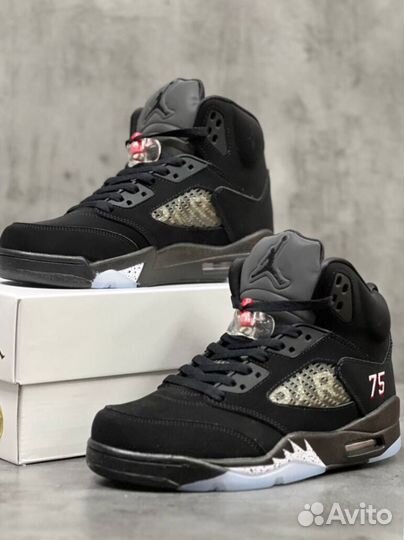 Кроссовки Nike Air Jordan 5