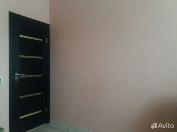 Качественно поклейка обоев