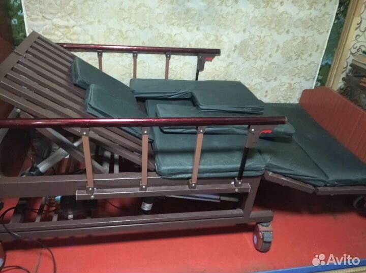 Медицинская кровать с электроприводом