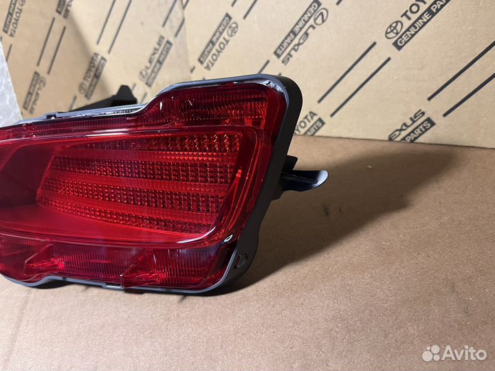 Задний правый фонарь катафот Toyota RAV4 40