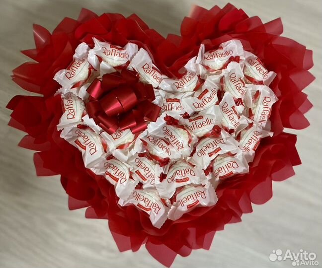 Сладкие букеты из конфет