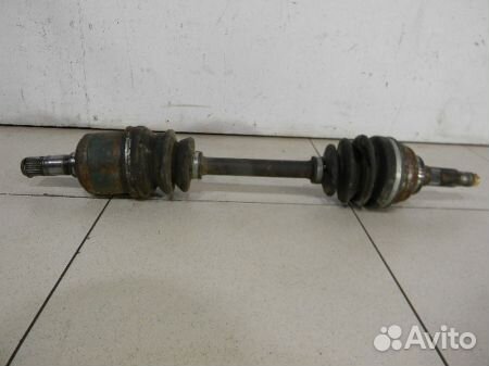 Привод передний правый