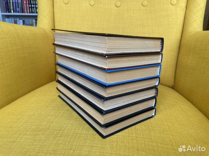 Детективы комплектом или отдельно Серия Bestseller