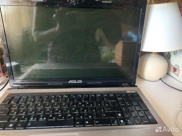 Ноутбук asus