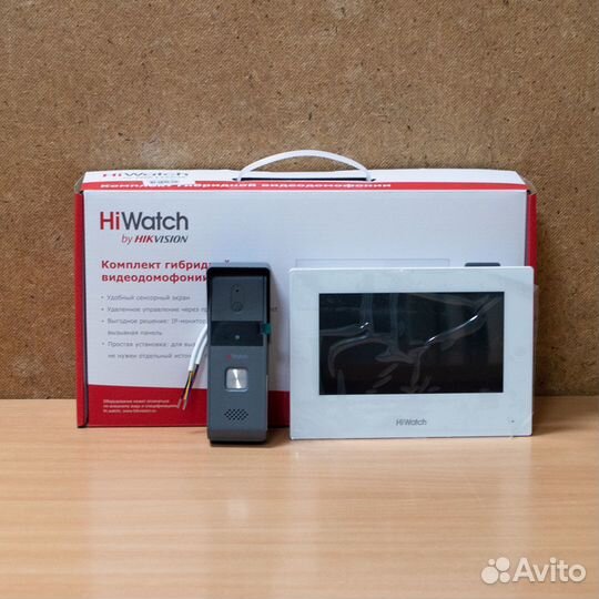 Комплект видеодомофона HiWatch DS-D100hkwf